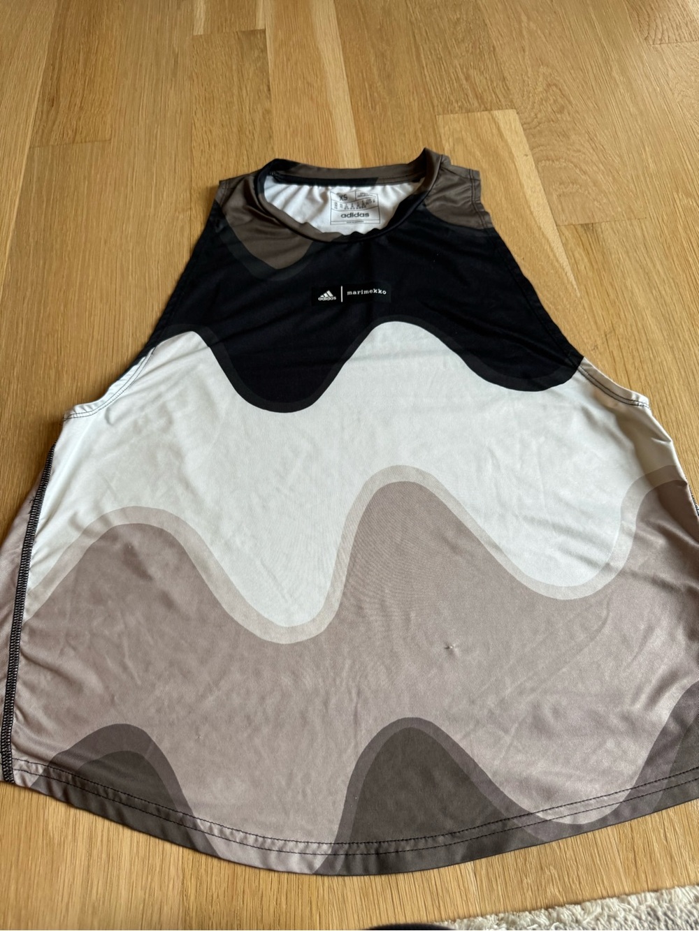 Adidas women’s Marimeko Wave-Print Tank Top — Black & Brown